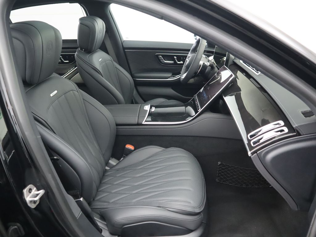 Thumbnail: 2026 Mercedes-Benz S-Class - 22