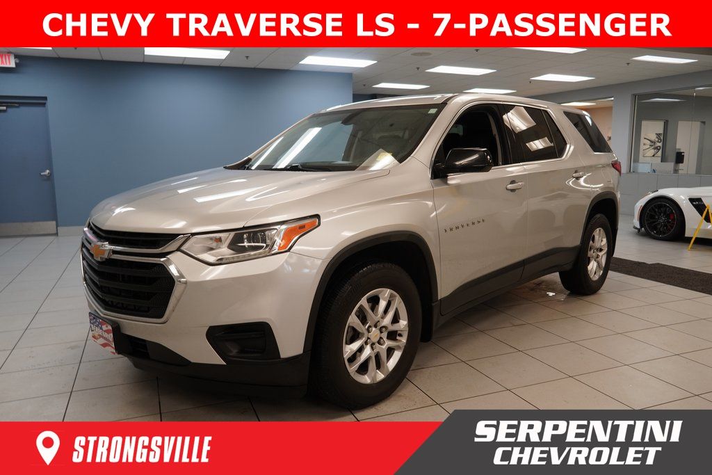 Silver Ice Metallic 2018 Chevrolet Traverse LS FWD SUV / Crossover Front-Wheel Drive 9-Speed Automatic