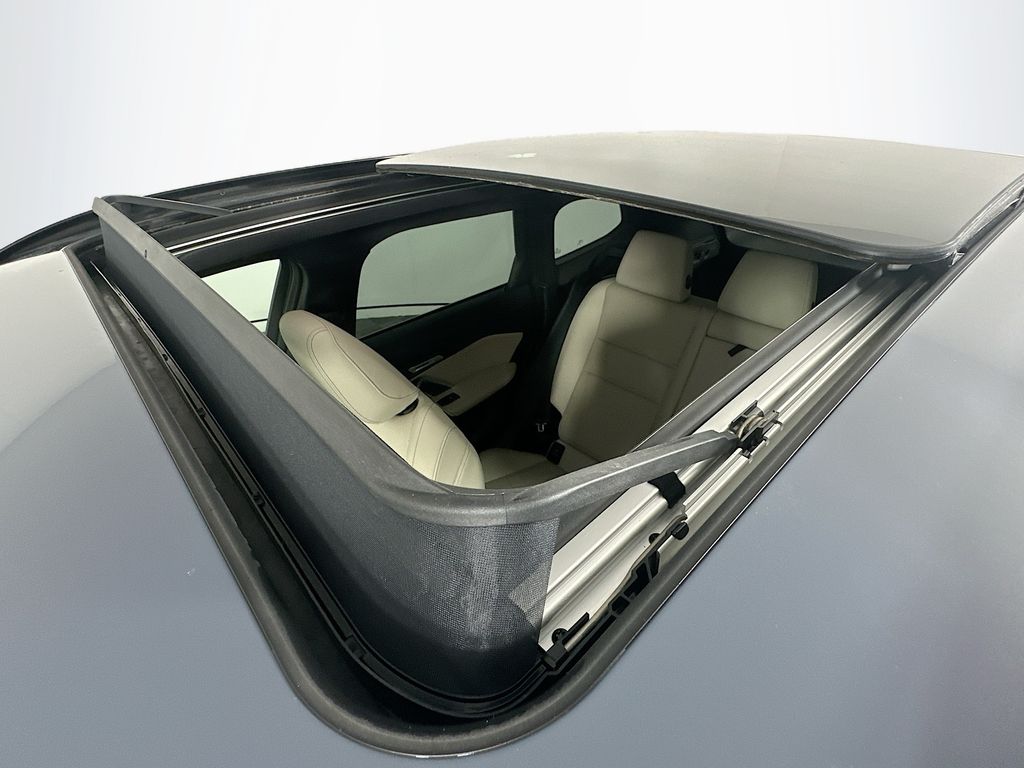 Thumbnail: 2023 BMW X1 - 22