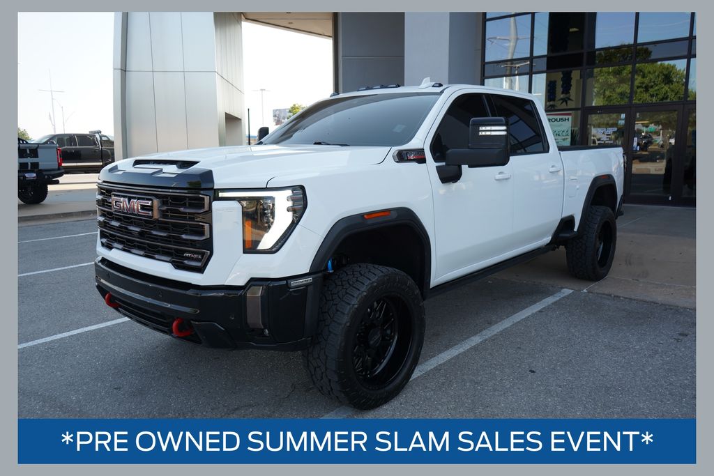Summit White 2024 GMC Sierra 2500HD Pickup Truck Four-Wheel Drive Automatic