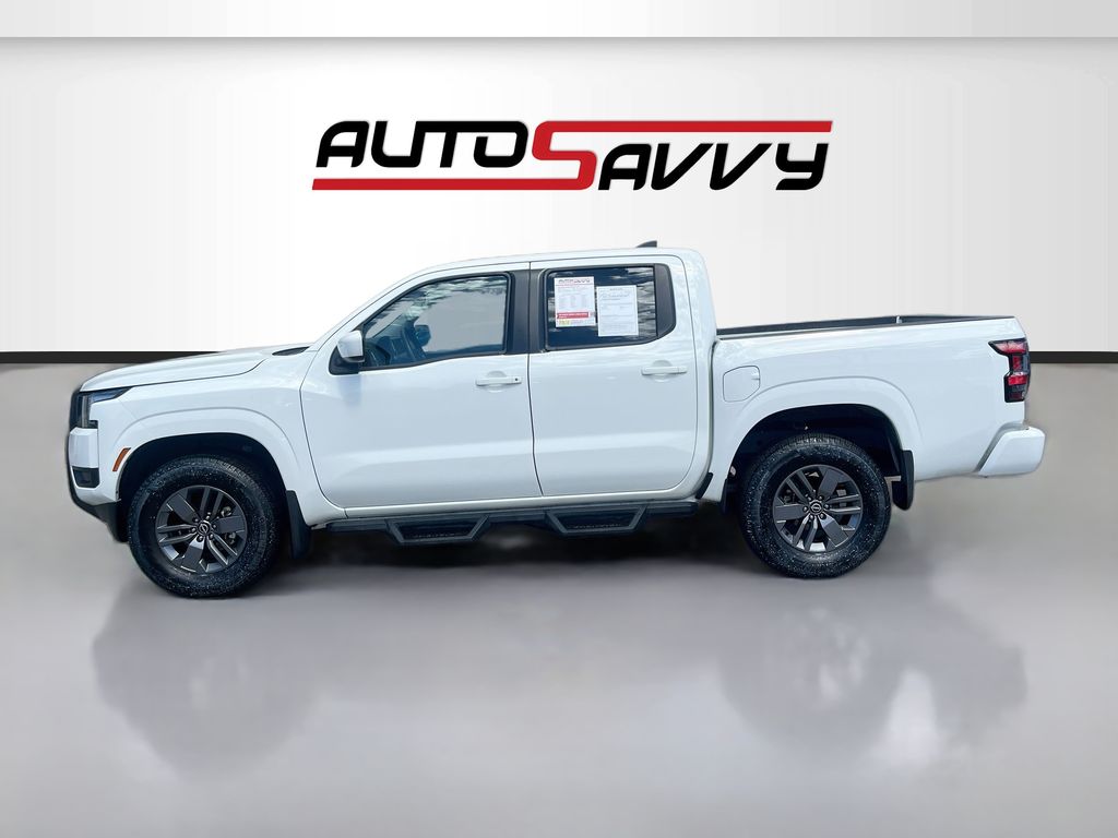 Used 2025 White Nissan SV image 4