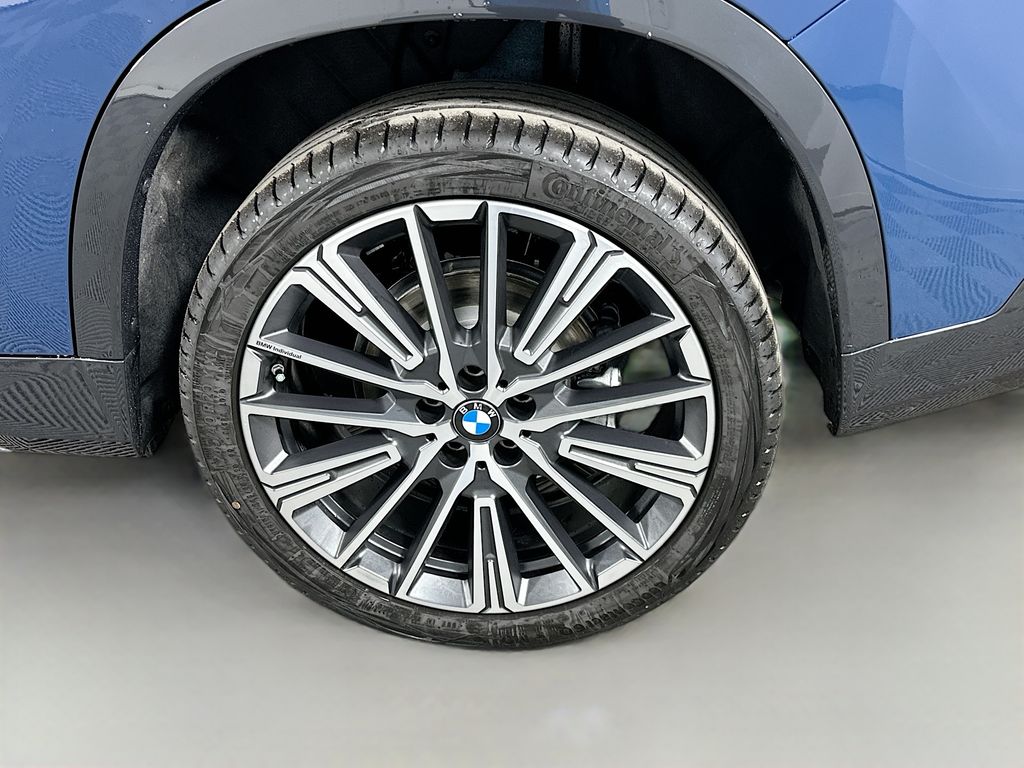 Thumbnail: 2026 BMW X1 - 23