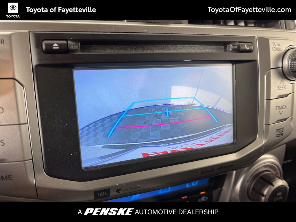 2016 Toyota 4Runner Limited 29