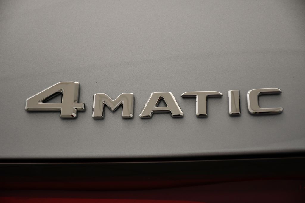 Thumbnail: 2026 Mercedes-Benz GLC - 10