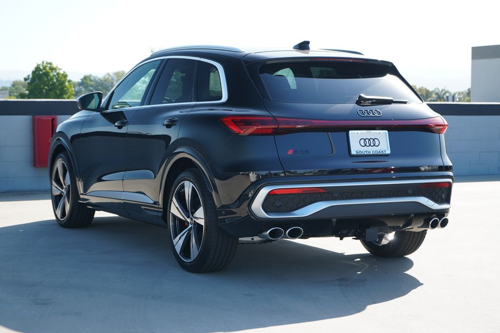 Thumbnail: 2026 Audi SQ5 - 4