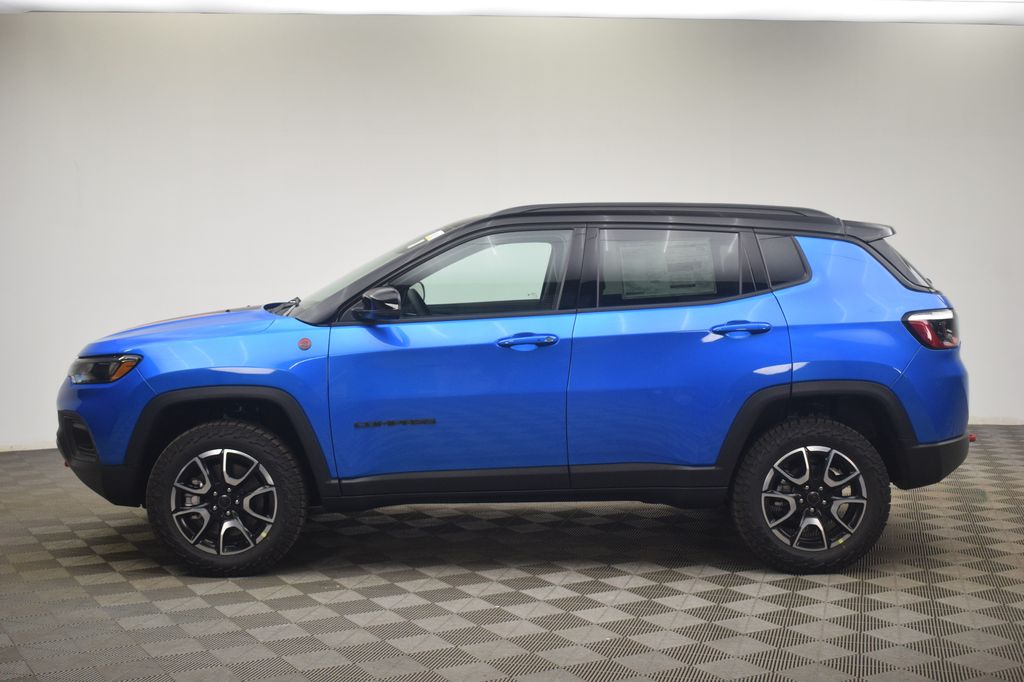 new 2026 Jeep Compass car, priced at $33,584