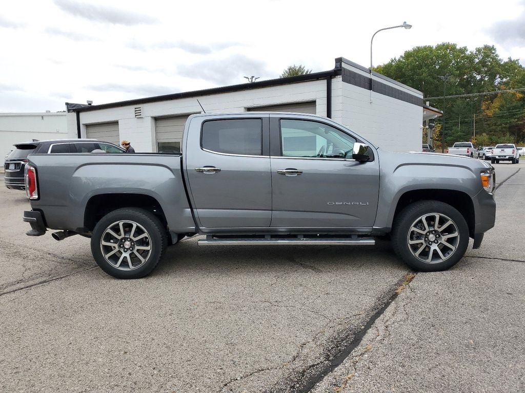 2021 GMC Canyon Denali 8