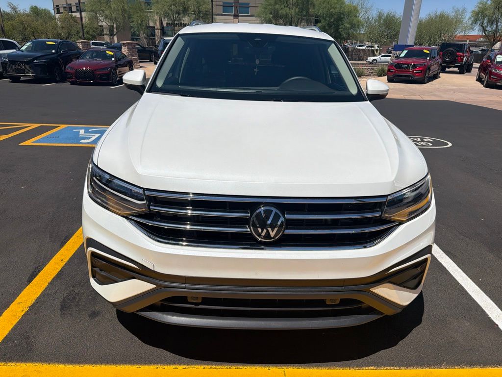 Thumbnail: 2023 Volkswagen Tiguan - 6