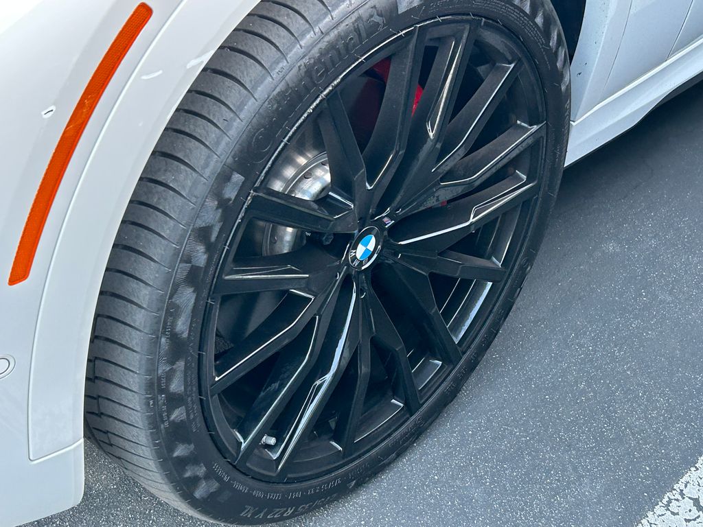 Thumbnail: 2023 BMW X6 - 3