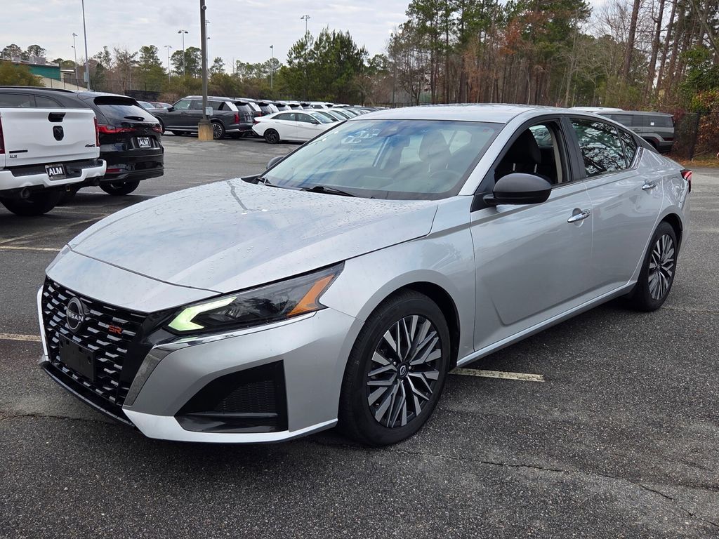 2024 Nissan Altima SV