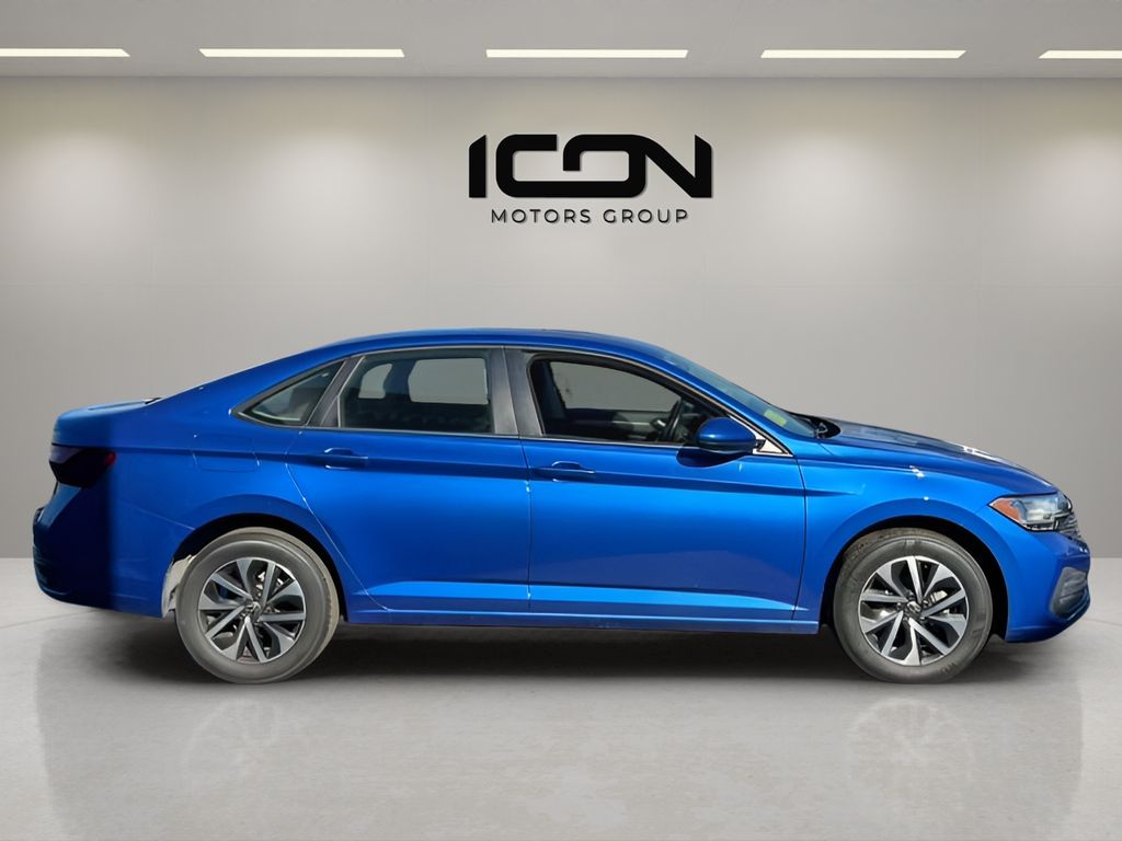 Used 2024 Volkswagen Jetta Sedan