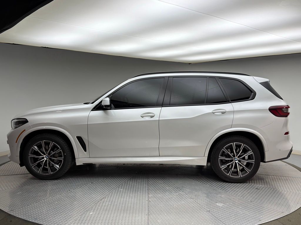 Thumbnail: 2022 BMW X5 - 2
