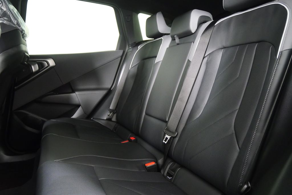 Thumbnail: 2026 BMW X3 - 16