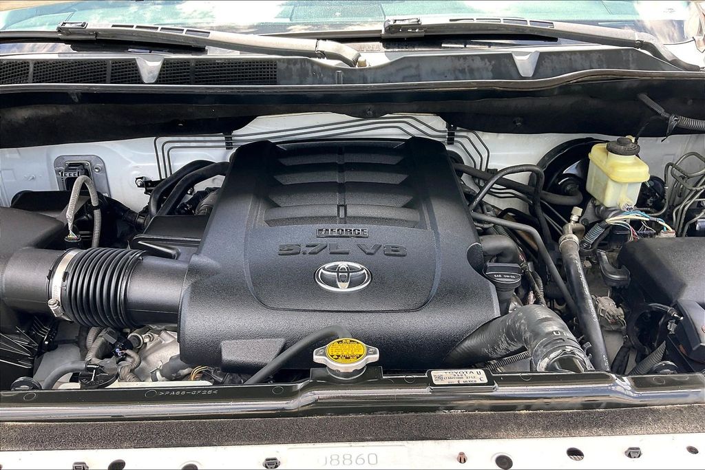 Used 2015 Toyota Tundra Limited 4D CrewMax