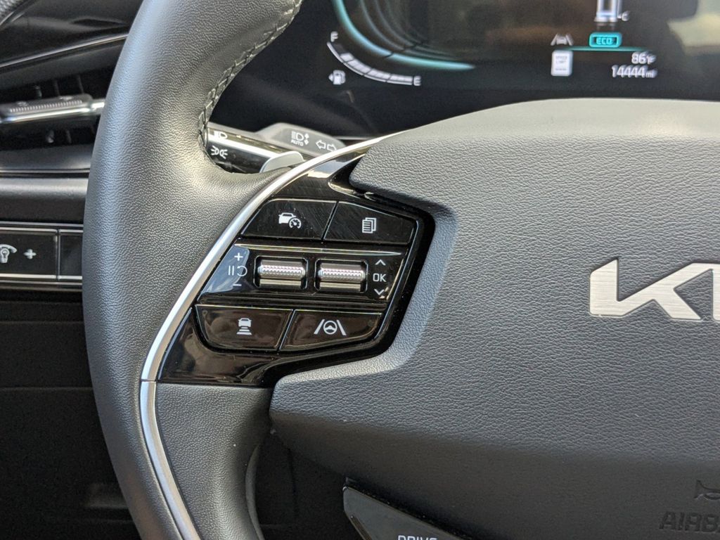 2025 Kia Niro EX