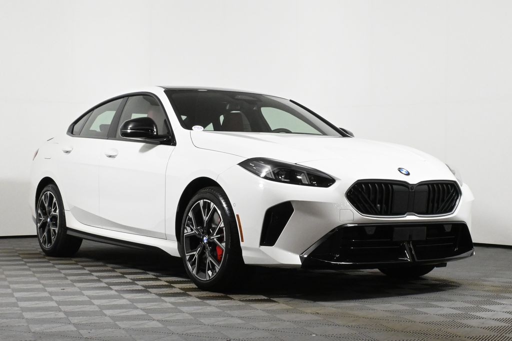 Thumbnail: 2026 BMW 2 Series - 9