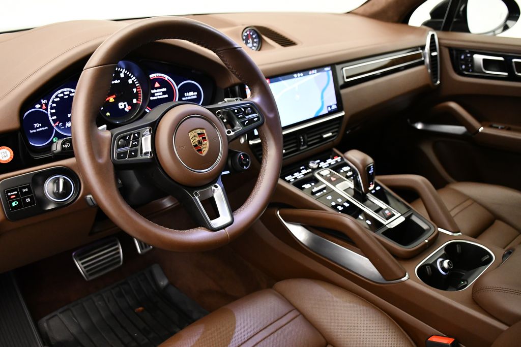 Thumbnail: 2020 Porsche Cayenne - 4