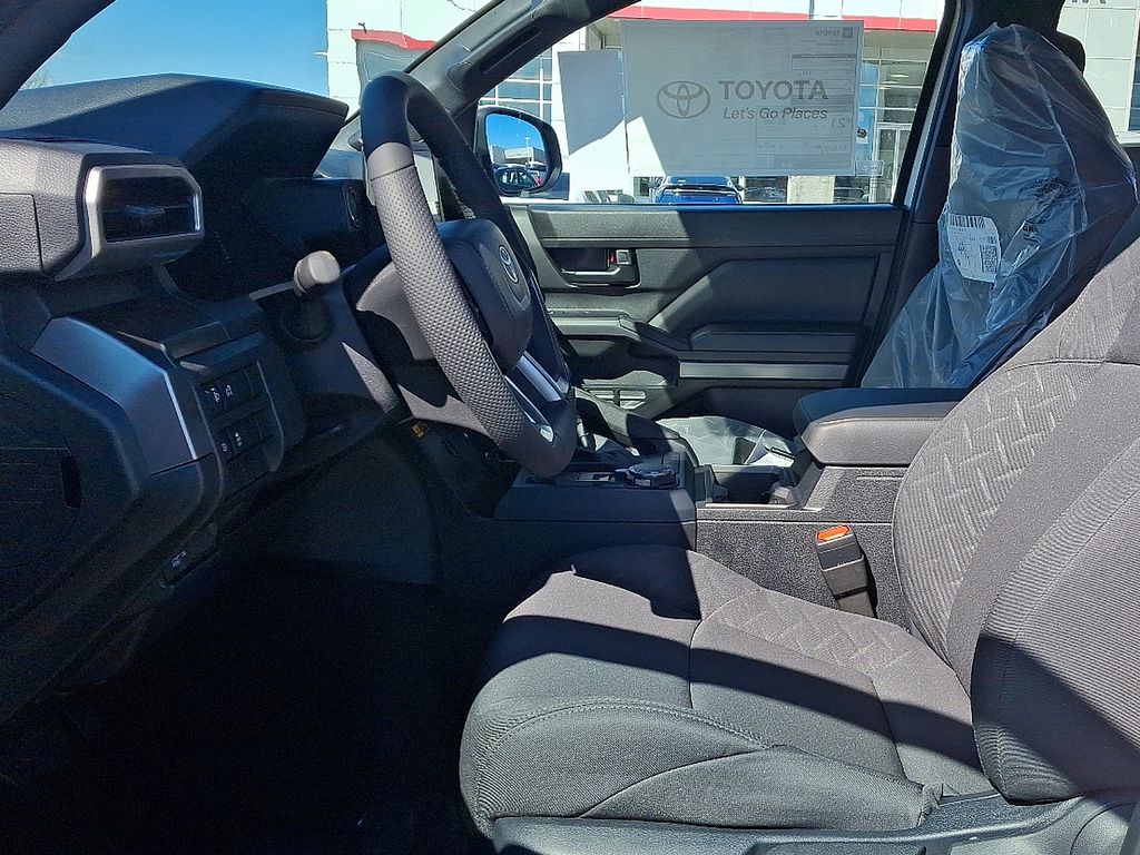 Thumbnail: 2025 Toyota Tacoma - 6