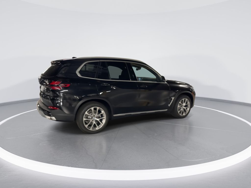 Thumbnail: 2026 BMW X5 - 8