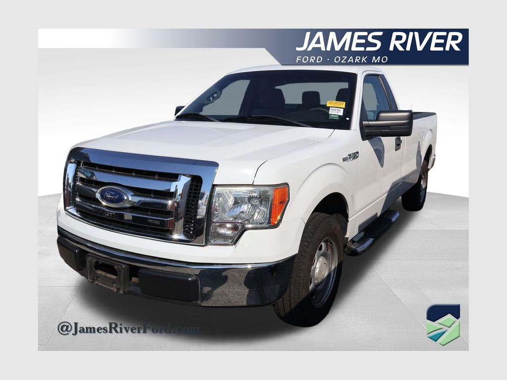 Oxford White 2014 Ford F-150 Pickup Truck 4X2 6-Speed Automatic