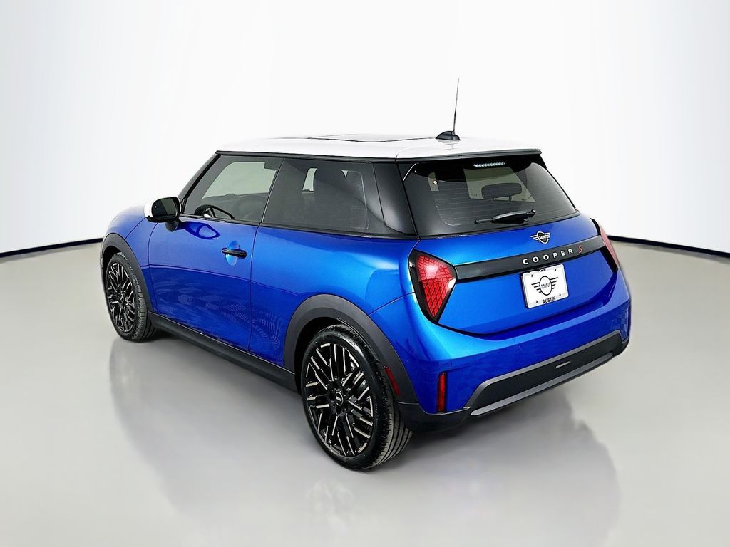 2025 MINI Cooper S 7