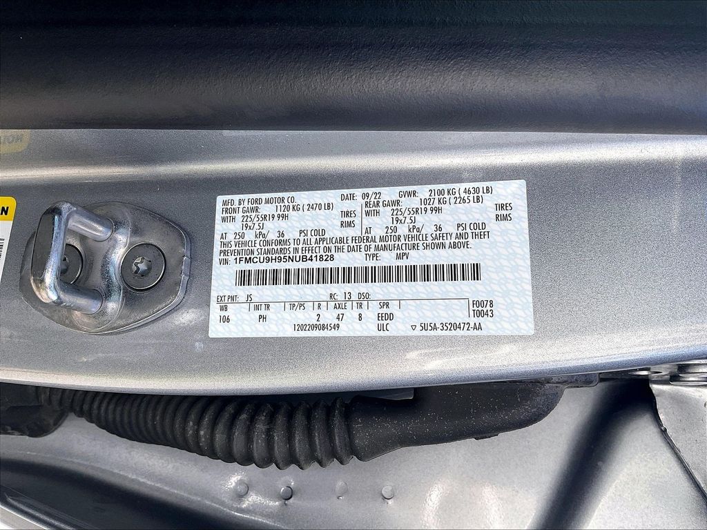 2022 Ford Escape — photo 33