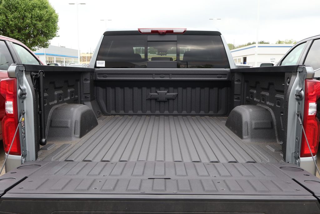2025 Chevrolet Silverado 1500 LTZ 12
