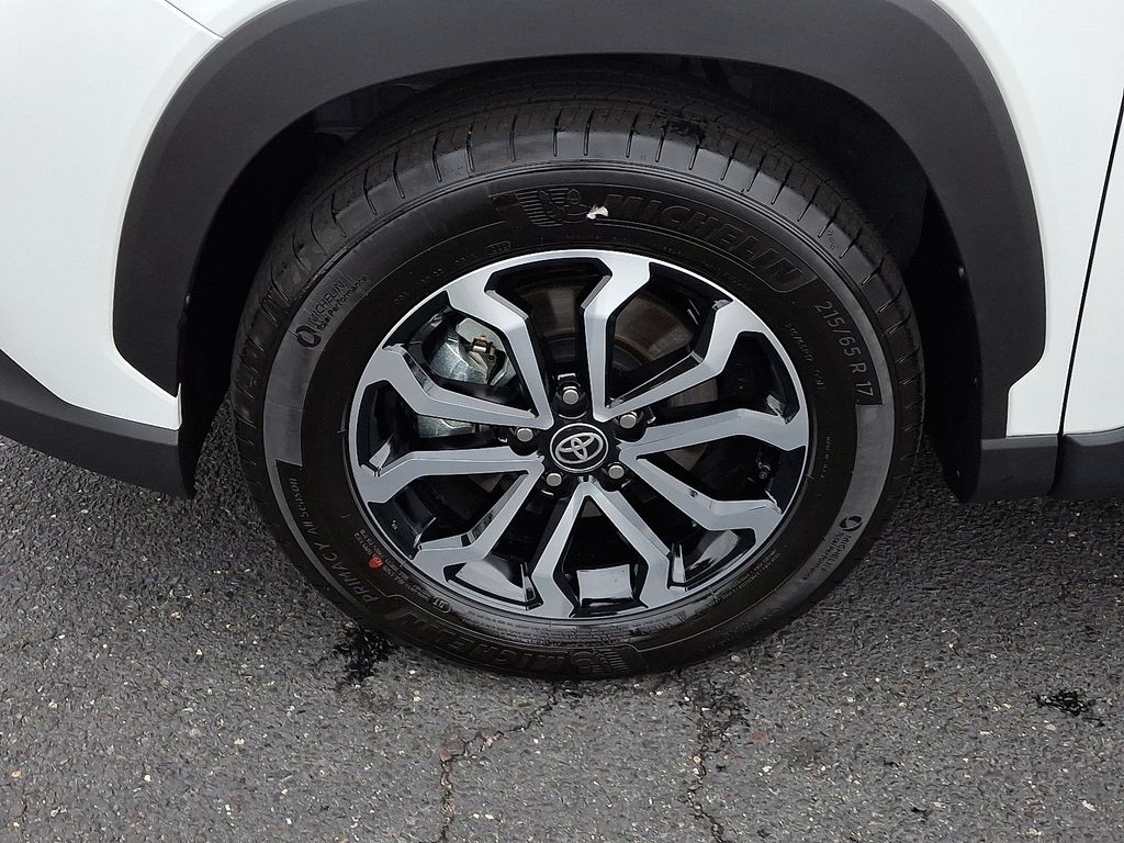 Thumbnail: 2026 Toyota Corolla Cross - 8