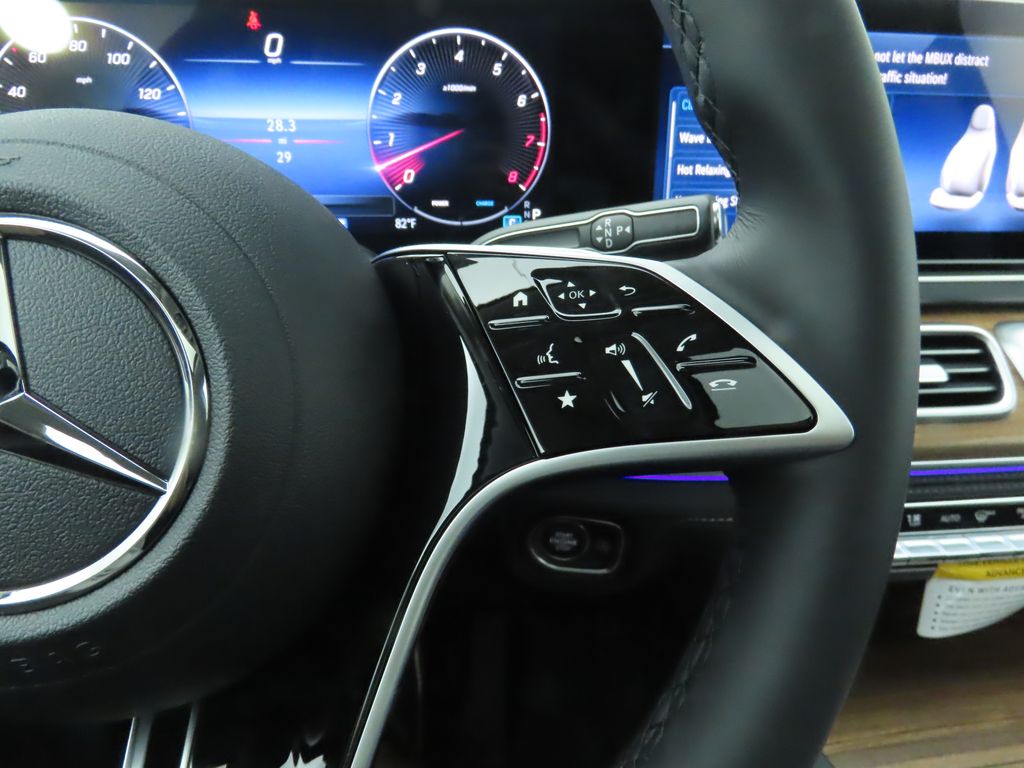 Thumbnail: 2026 Mercedes-Benz GLE - 13