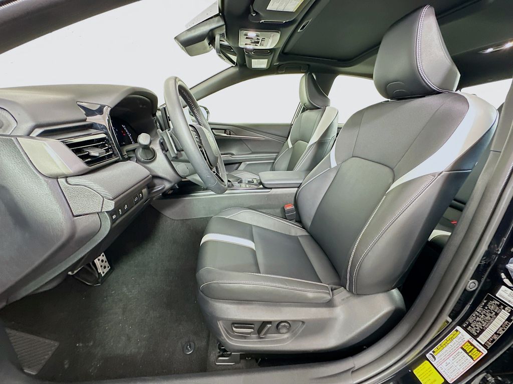 Thumbnail: 2025 Toyota Camry - 20