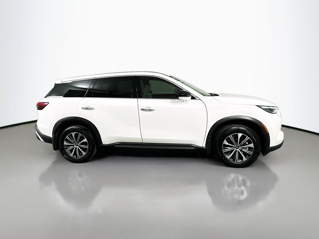 Thumbnail: 2024 INFINITI QX60 - 4