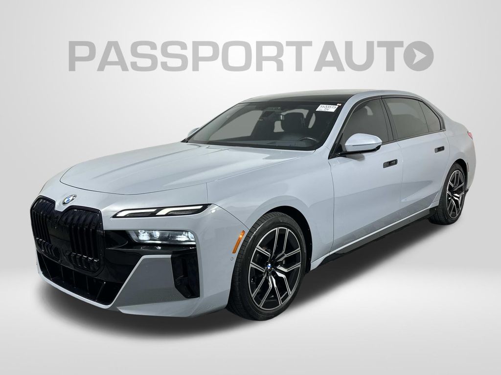 2023 BMW 7 Series 740i RWD