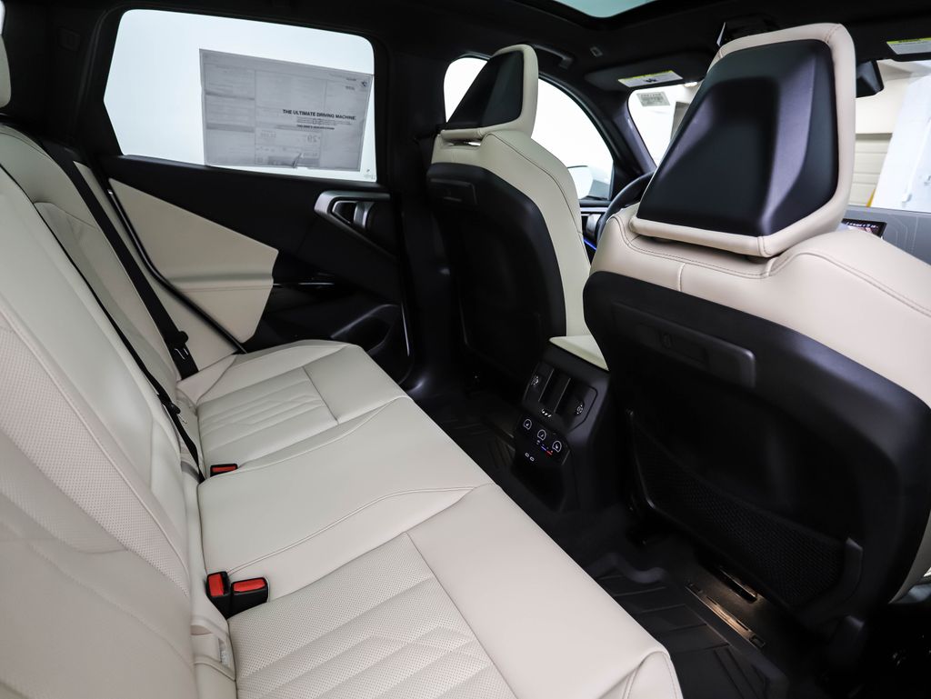 Thumbnail: 2026 BMW X3 - 27