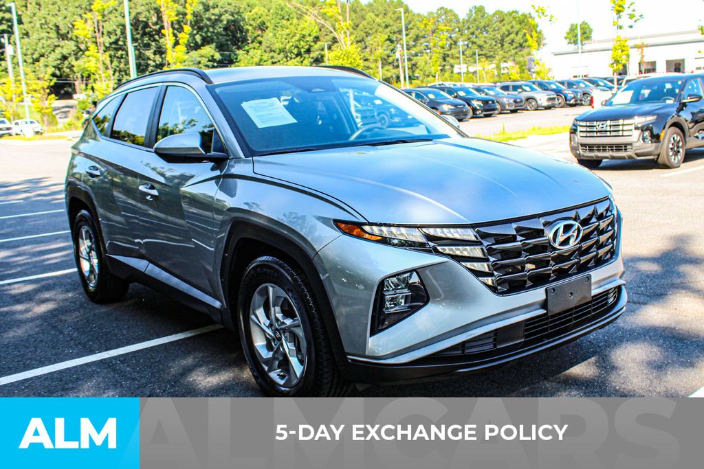 Used 2024 Silver Hyundai SEL image 4