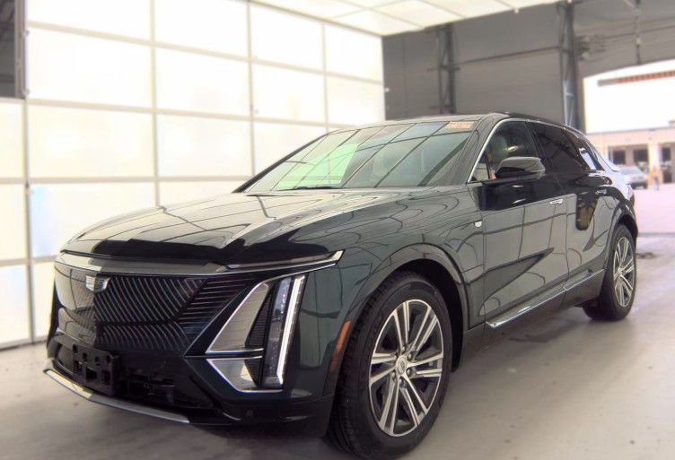 2024 Cadillac LYRIQ Luxury 1 AWD