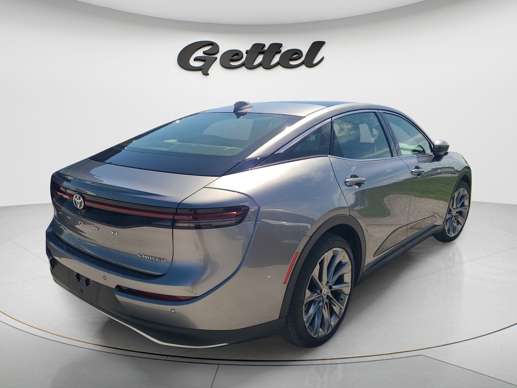 Certified Used 2024  Toyota Limited image 3