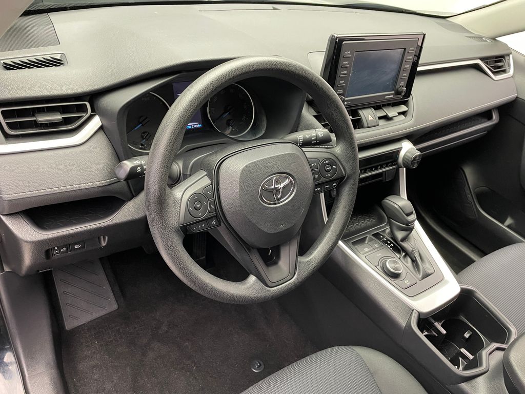 Thumbnail: 2022 Toyota RAV4 - 11