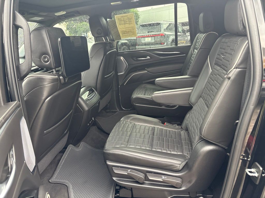 Thumbnail: 2024 Cadillac Escalade - 23