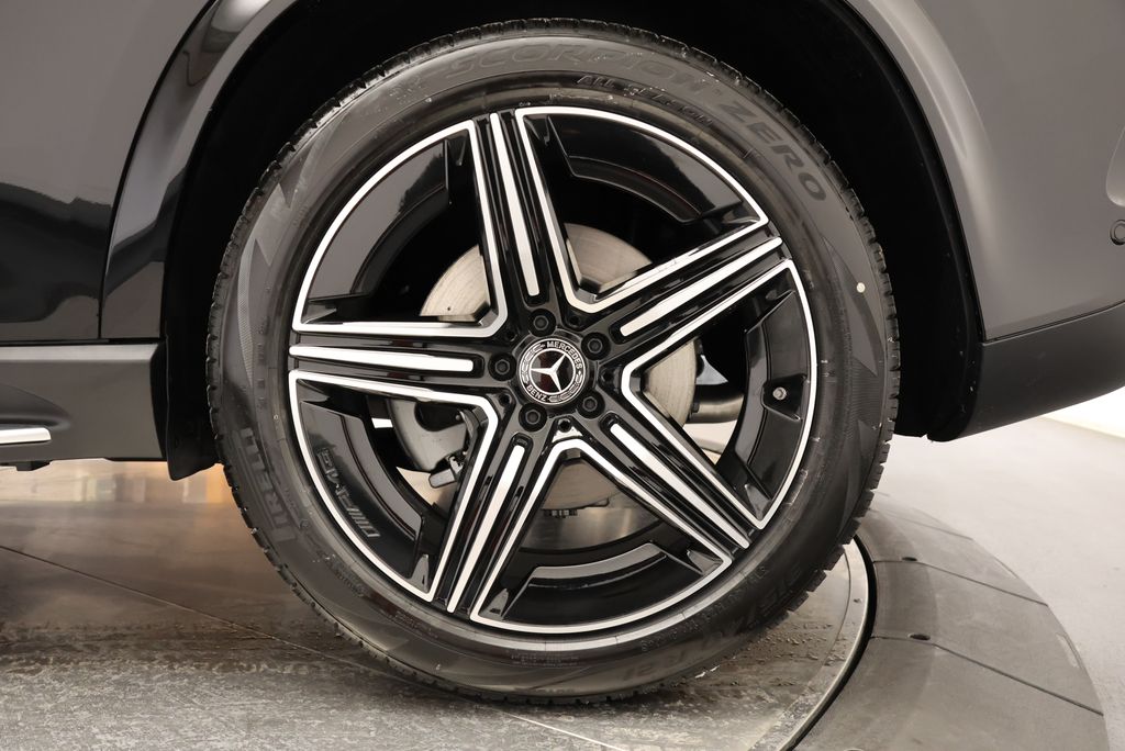 Thumbnail: 2026 Mercedes-Benz GLE - 12