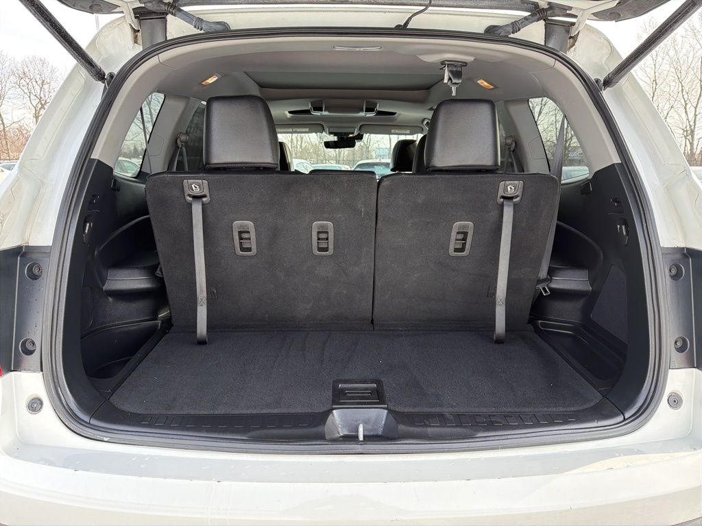 Thumbnail: 2021 Honda Pilot - 23