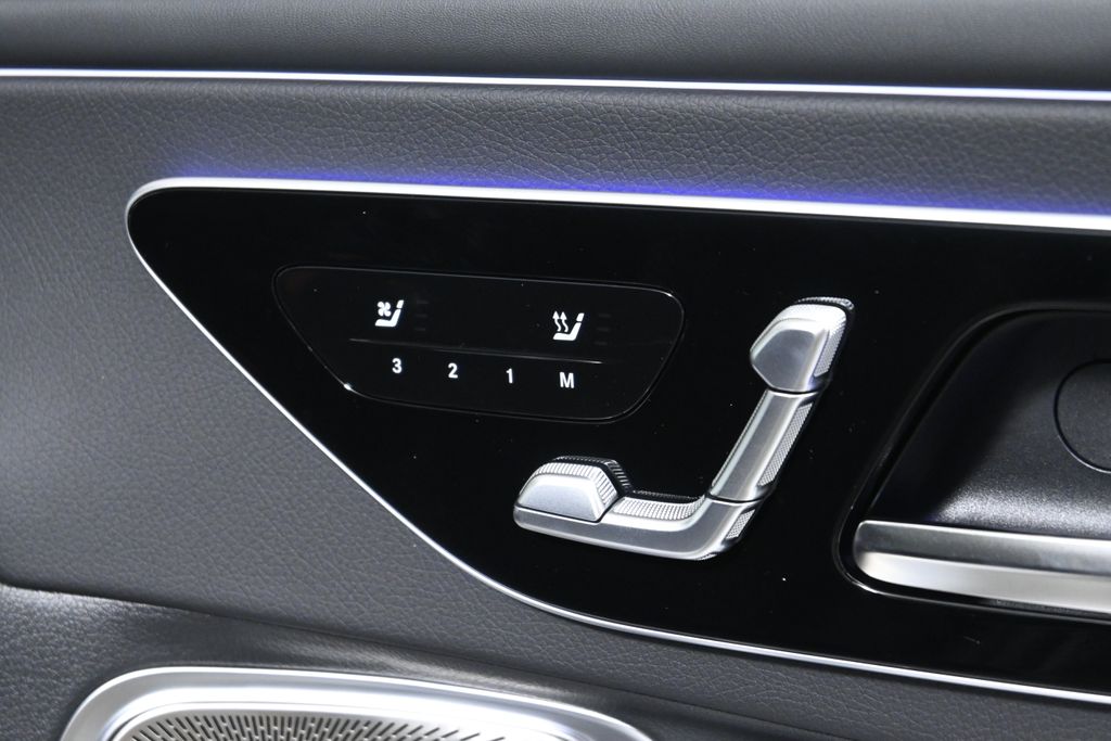 Thumbnail: 2026 Mercedes-Benz CLE - 21