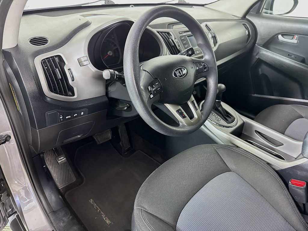 Thumbnail: 2016 Kia Sportage - 9