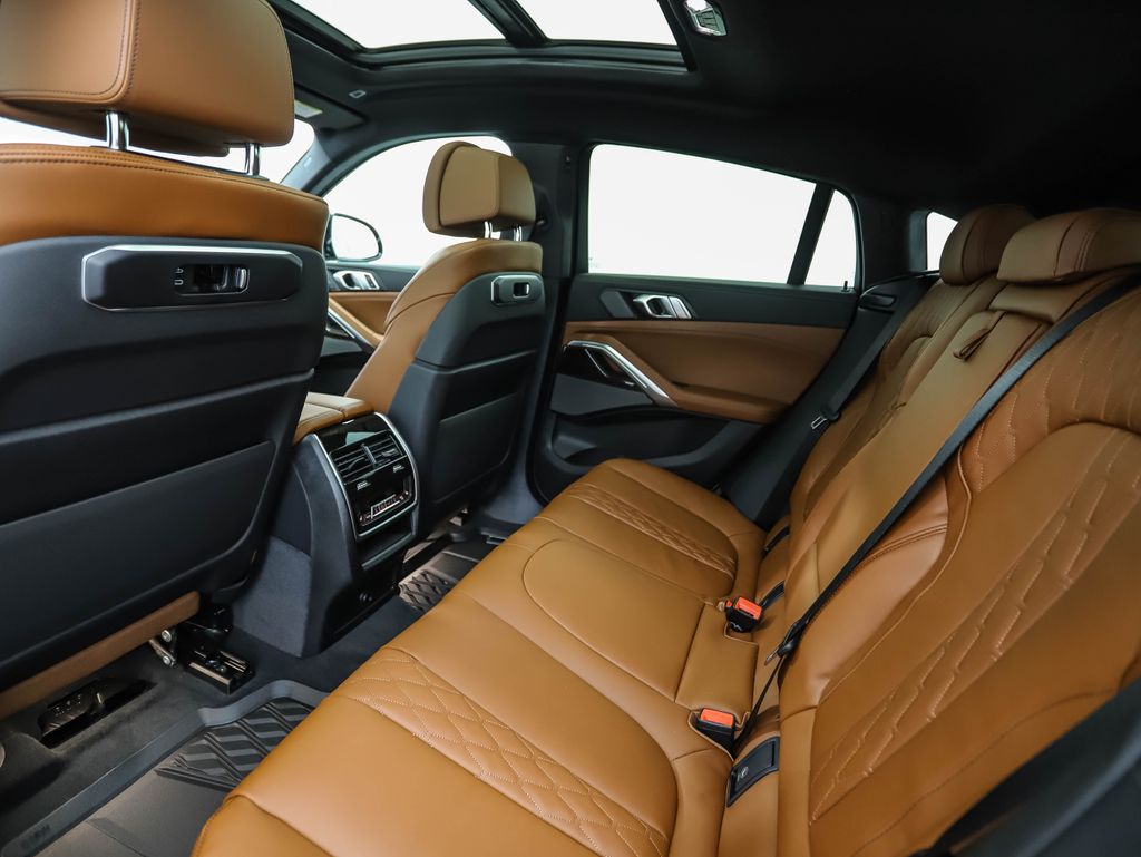 Thumbnail: 2026 BMW X6 - 22