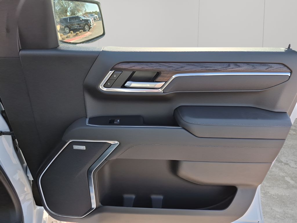 New 2026 White GMC SLT image 13