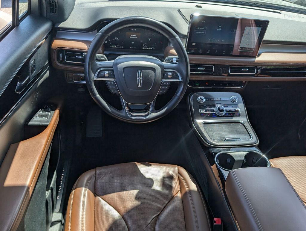 used 2022 Lincoln Nautilus car, priced at $29,500