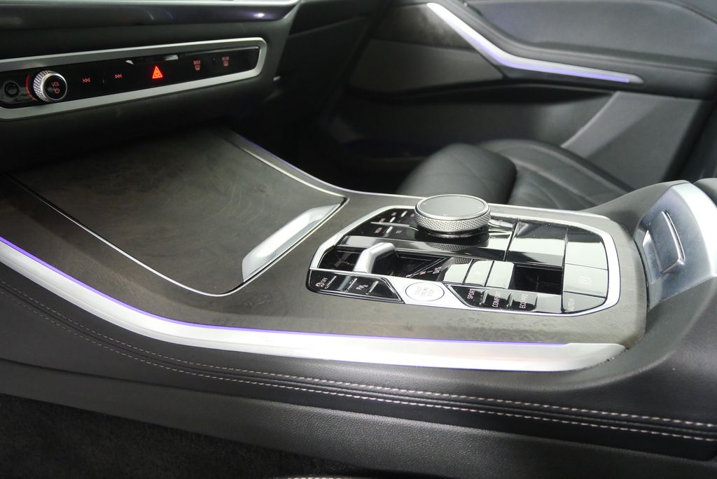 Thumbnail: 2024 BMW X5 - 24