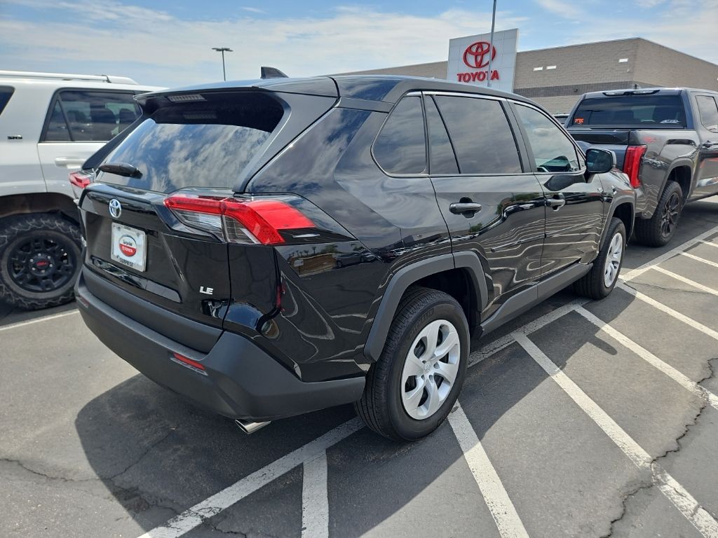 Thumbnail: 2025 Toyota RAV4 - 3