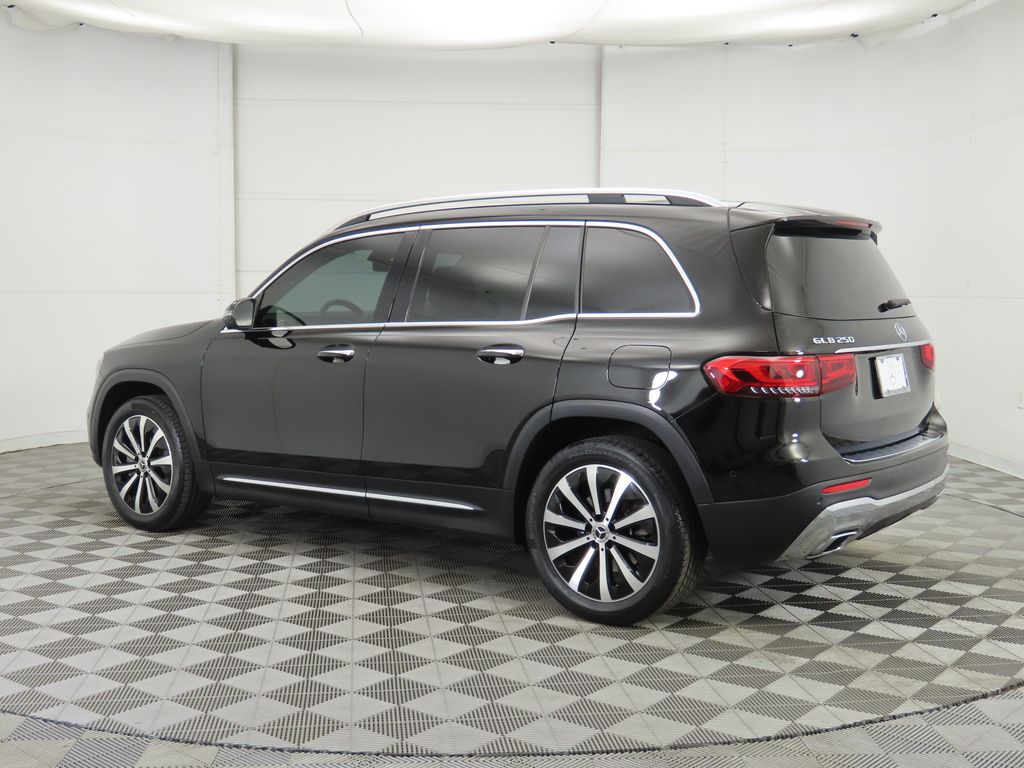 Thumbnail: 2022 Mercedes-Benz GLB - 7