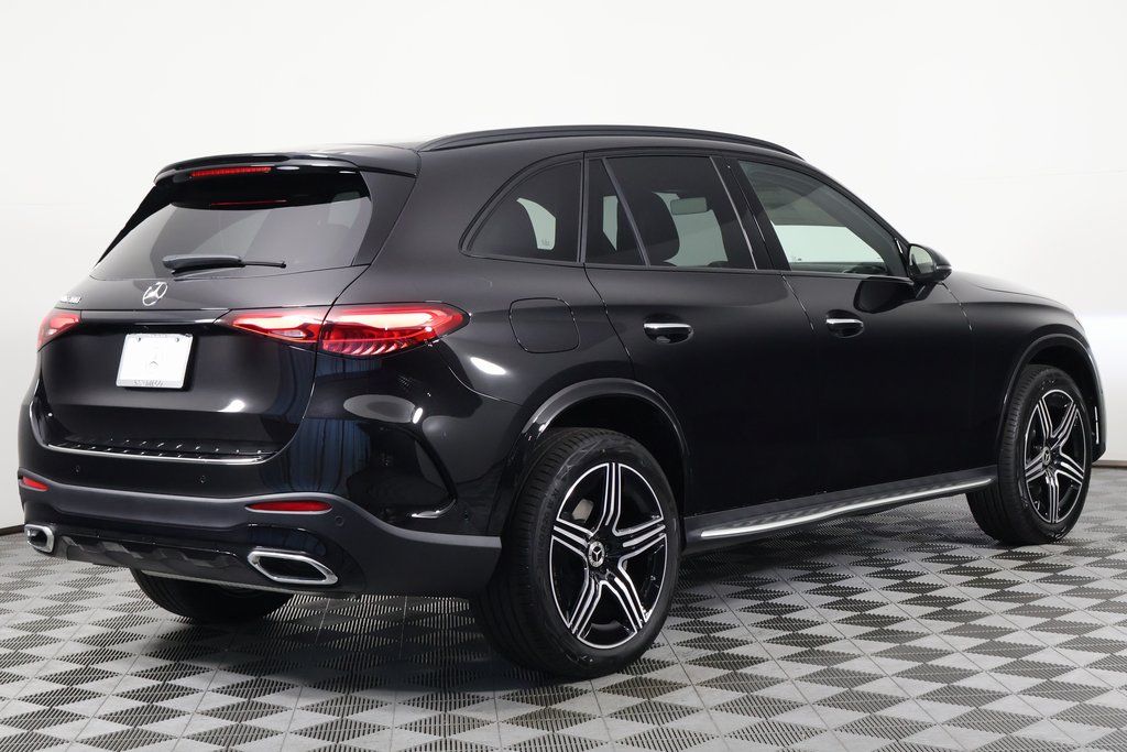 Thumbnail: 2026 Mercedes-Benz GLC - 2