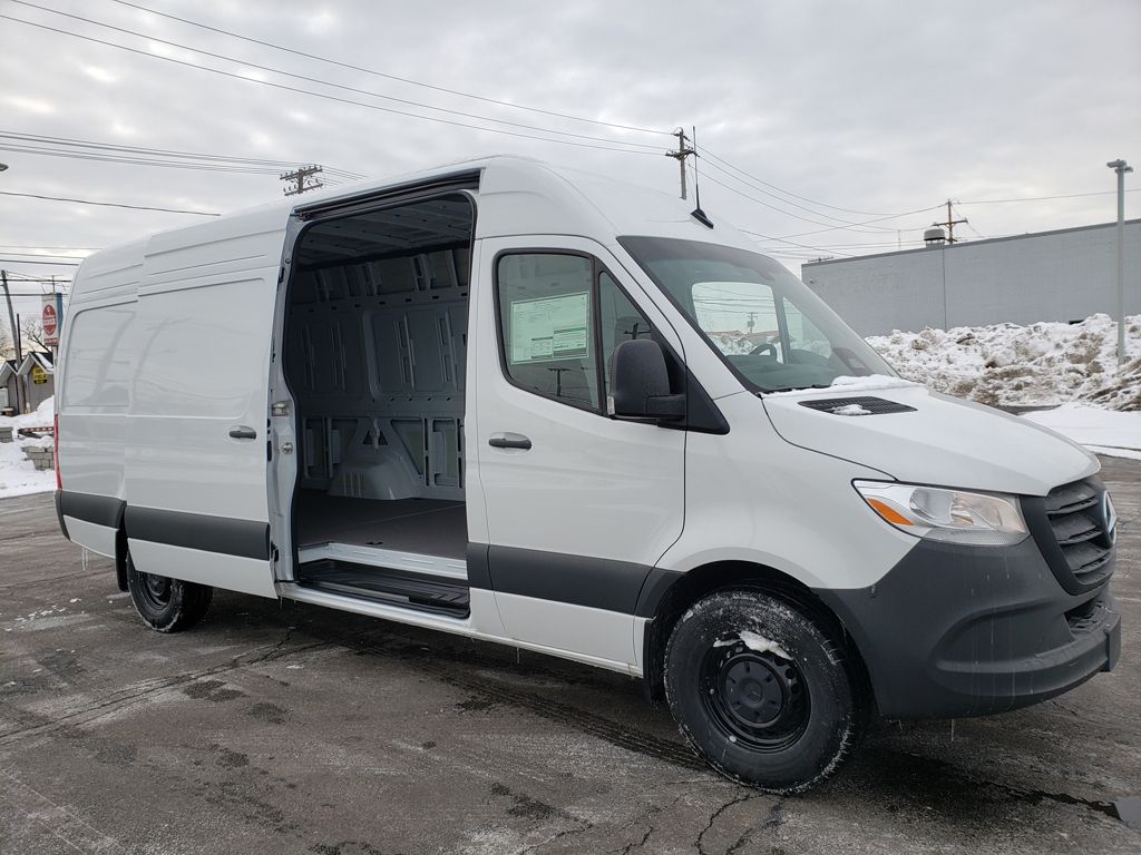 Thumbnail: 2026 Mercedes-Benz Sprinter - 12